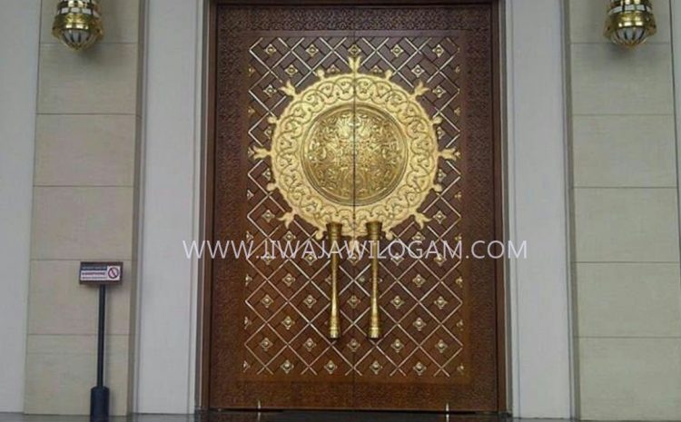  Replika Pintu Nabawi